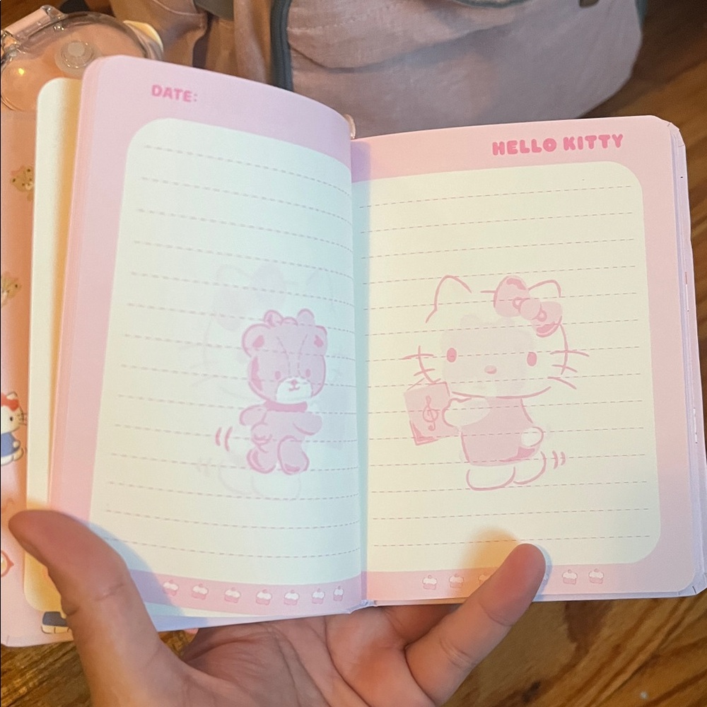 5/$25 💖 Hello kitty Hardcover notebook - Picture 2 of 5
